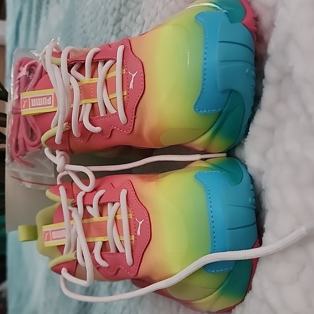 Women's Puma's R System - Picture 5 of 8